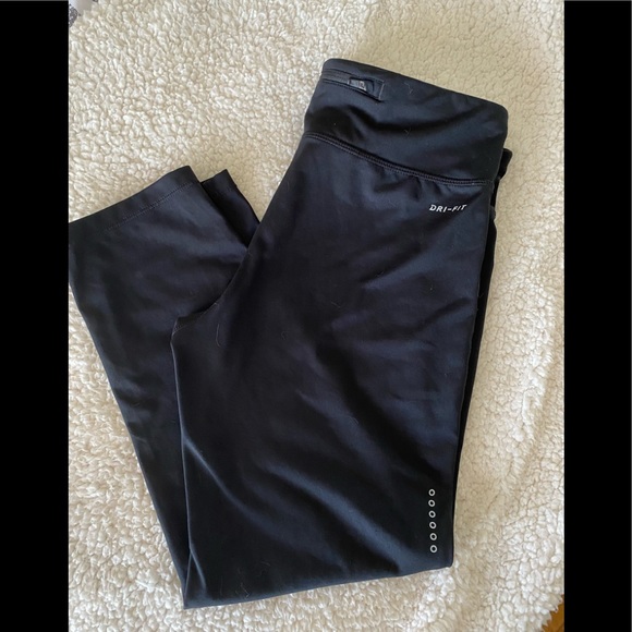 Nike women’s workout crop legging - Picture 1 of 5